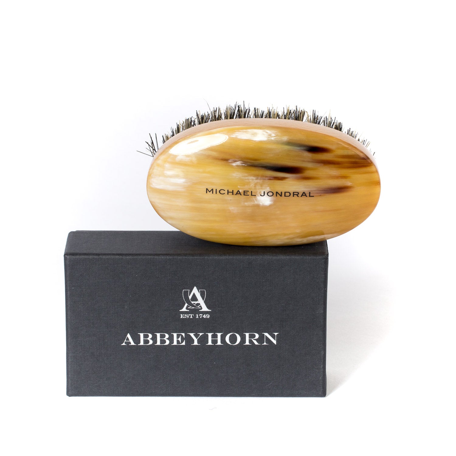 Abbeyhorn x MJ - Brush made of Ox Horn